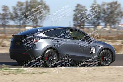 media/Nov-08-2025-Speed Ventures (Sat) [[1c7a6332f5]]/TC B/Session 2 (Turn 2)/